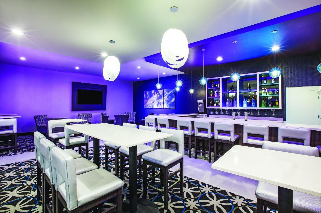 La Quinta By Wyndham Mcallen La Plaza Mall Eksteriør billede